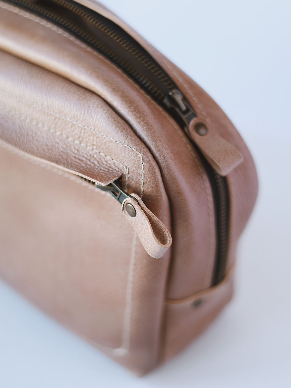 DOUGLAS Toiletry Bag - Beige