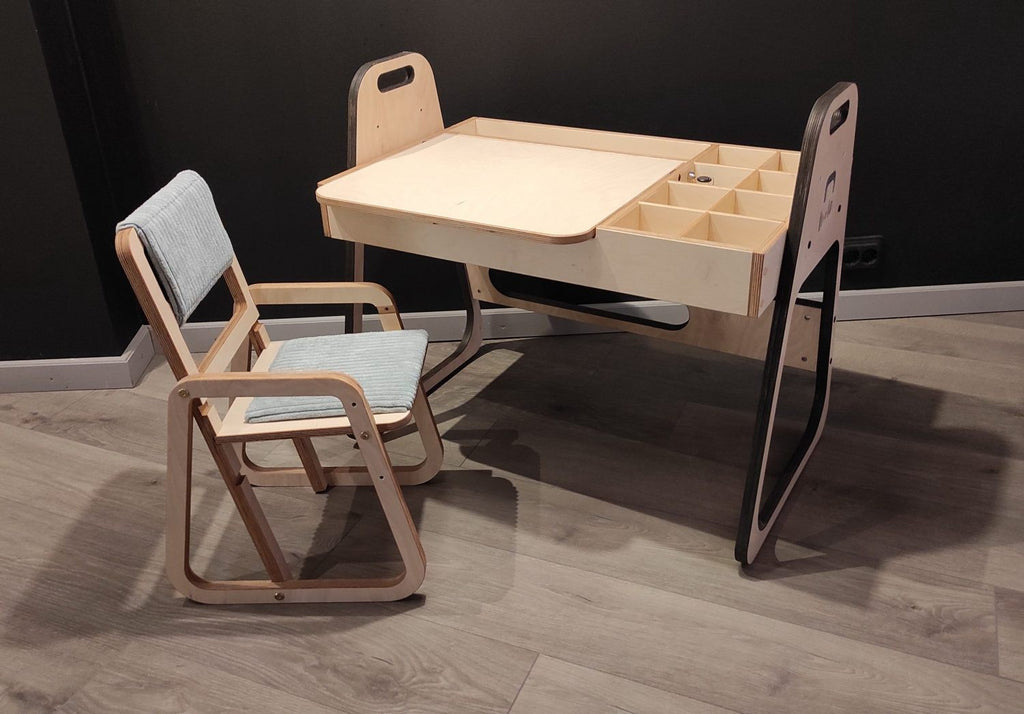 Adjustable Children Chair Julle - Mint Green